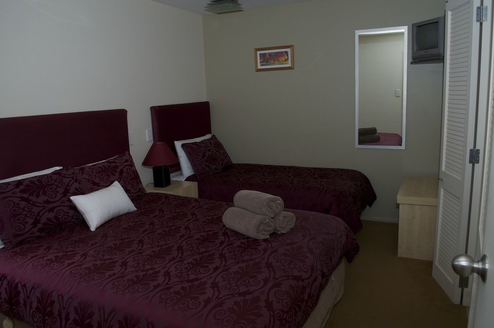 Tussock Peak Lodge Hanmer Springs Exterior photo